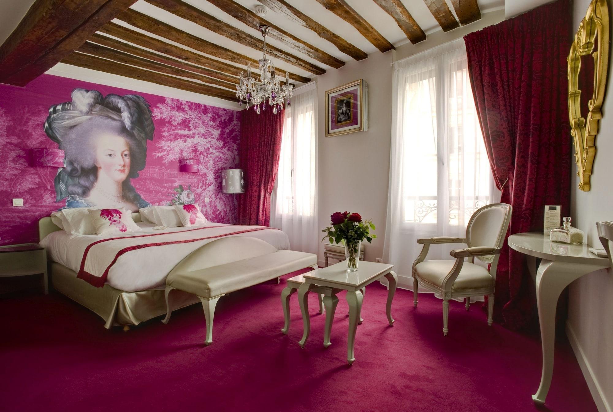 Konfidentiel Hotel