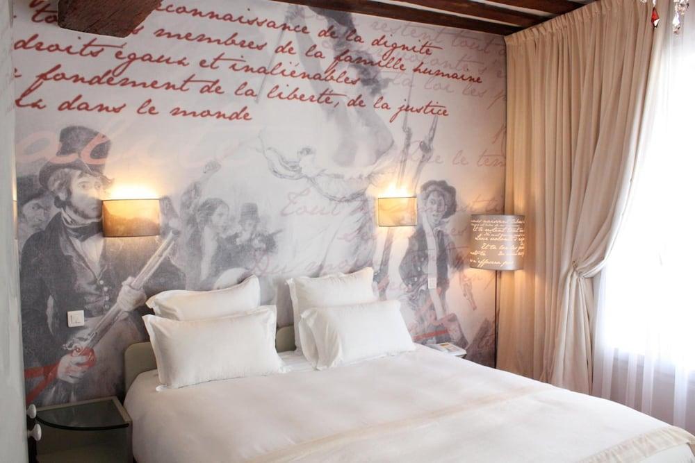 Boutique Konfidentiel 4* Parigi